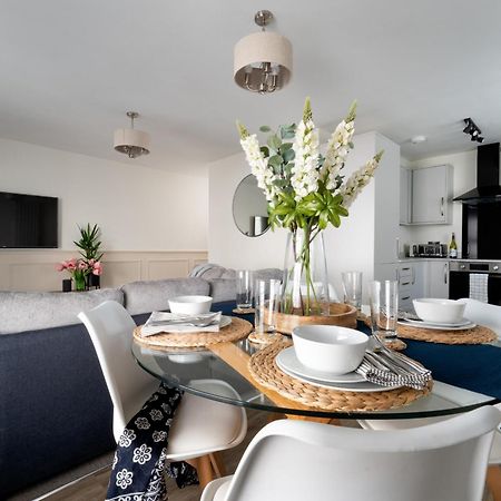 Lawsons Place - Family-Friendly Apartment With Parking On Babbacombe Downs In Torquay Esterno foto