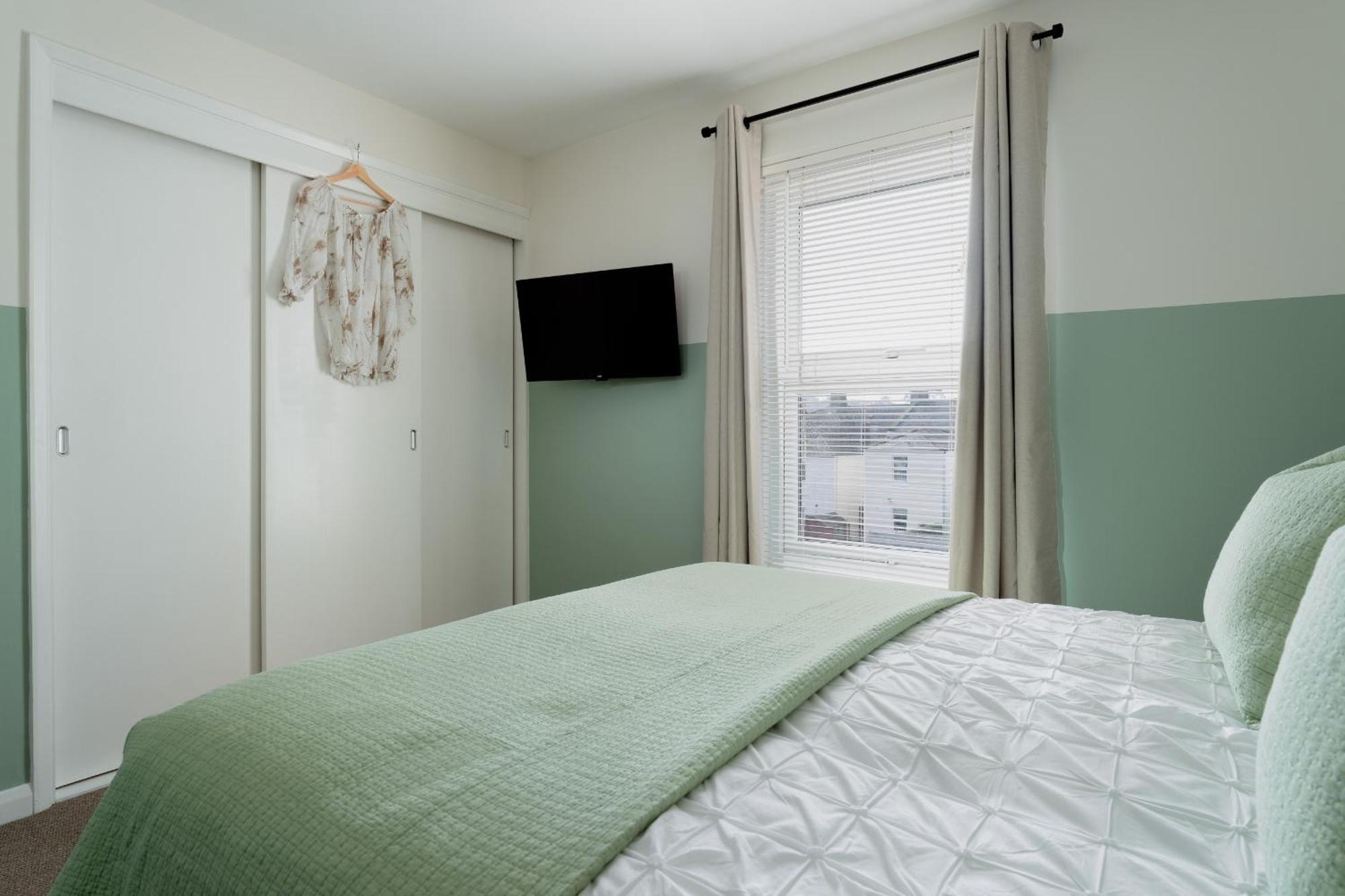 Lawsons Place - Family-Friendly Apartment With Parking On Babbacombe Downs In Torquay Esterno foto