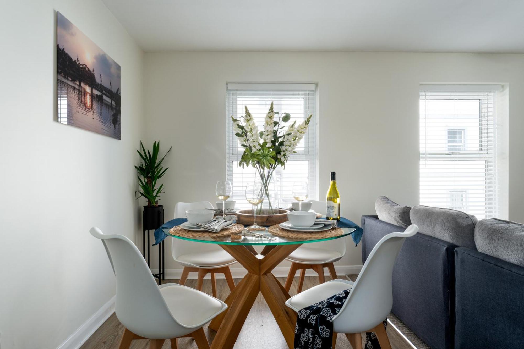 Lawsons Place - Family-Friendly Apartment With Parking On Babbacombe Downs In Torquay Esterno foto